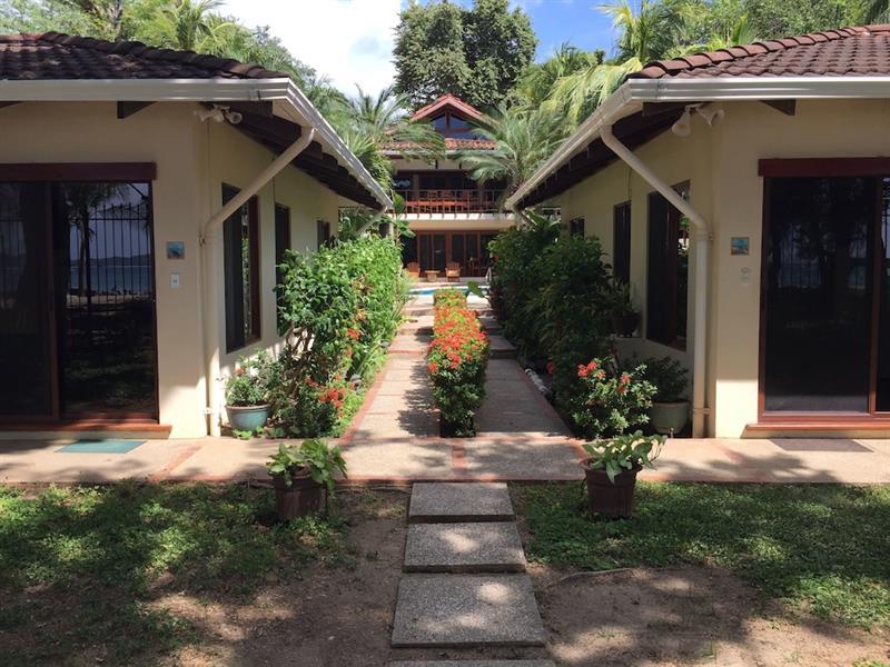 The Coast Beachfront Hotel Tamarindo Exterior foto