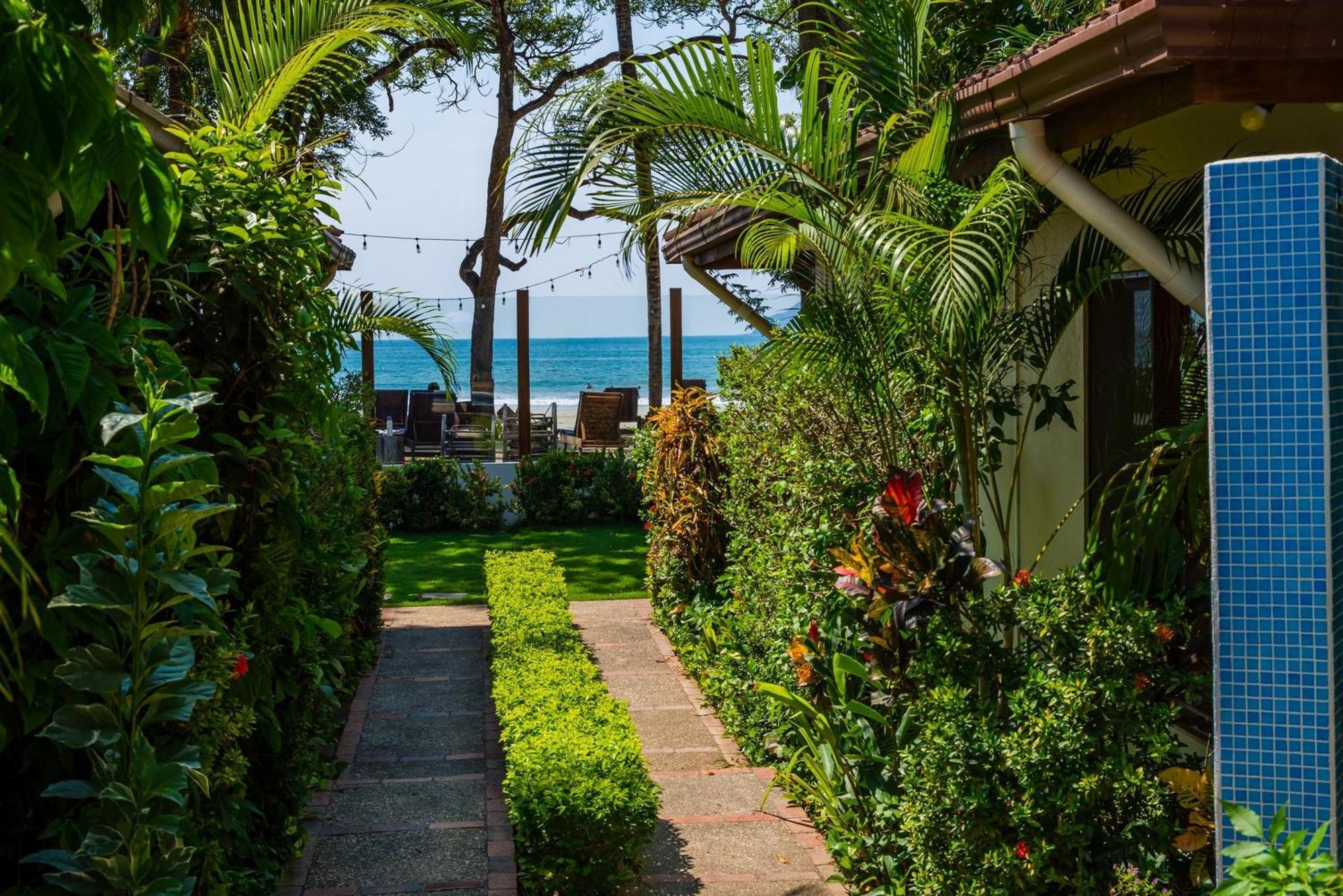 The Coast Beachfront Hotel Tamarindo Exterior foto