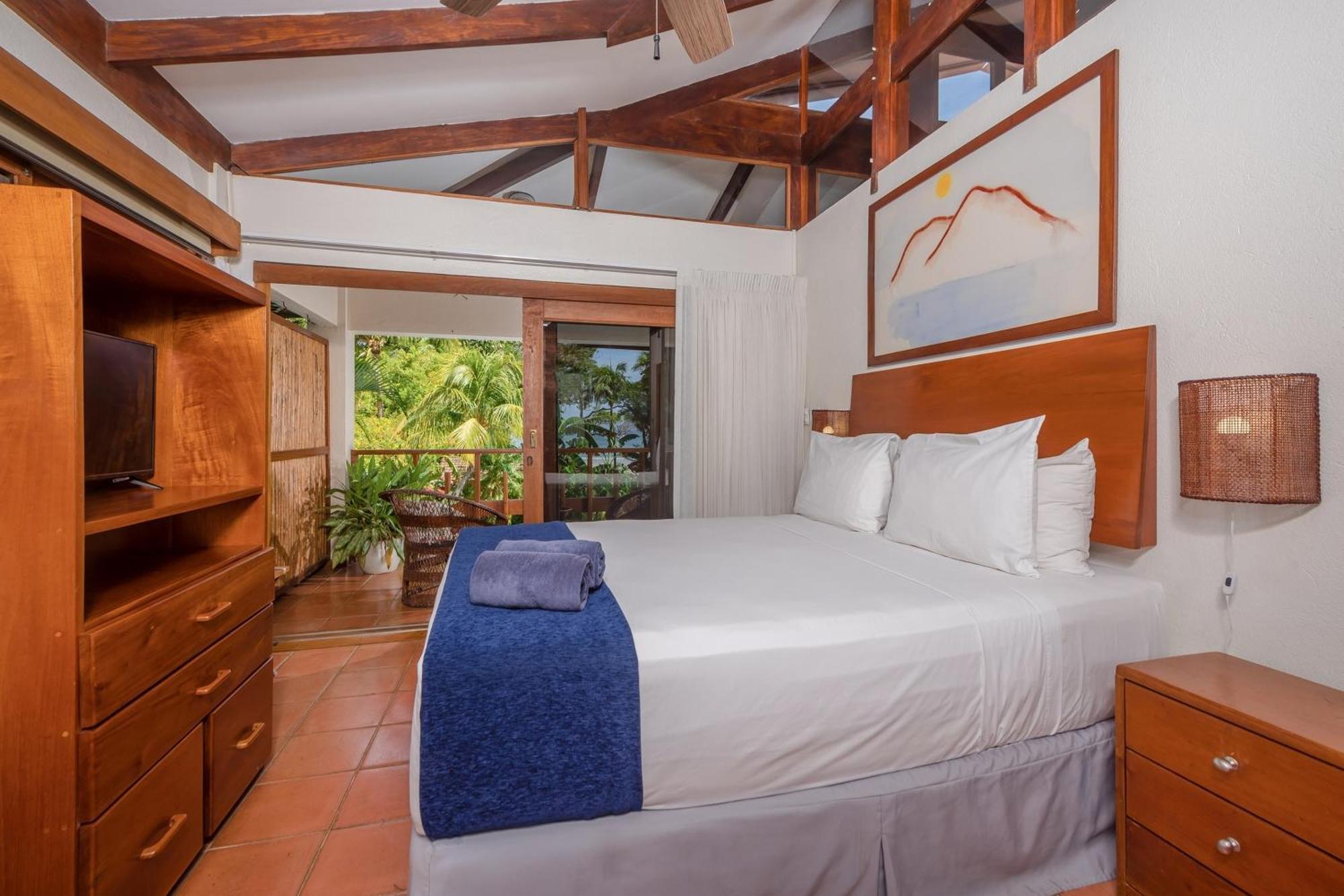 The Coast Beachfront Hotel Tamarindo Quarto foto